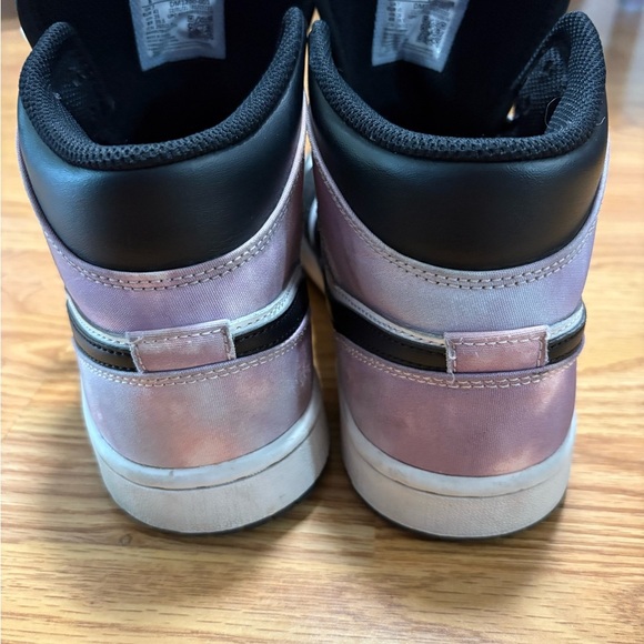 Nike Air Jordan 1 Mid SE Zen Master White Black Pink Coral DM1200-001 Men Sz 8 - Picture 4 of 6